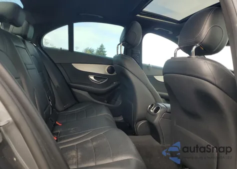 2018 Mercedes-Benz C 350E z USA, uszkodzony, nr VIN 55SWF4HB4JU246007